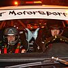 Marc Rettenberger und Beifahrerin Jara Hain im Rallye-Auto, einem Suziki Swift. Mit 150 PS und normaler Straßenzulassung.