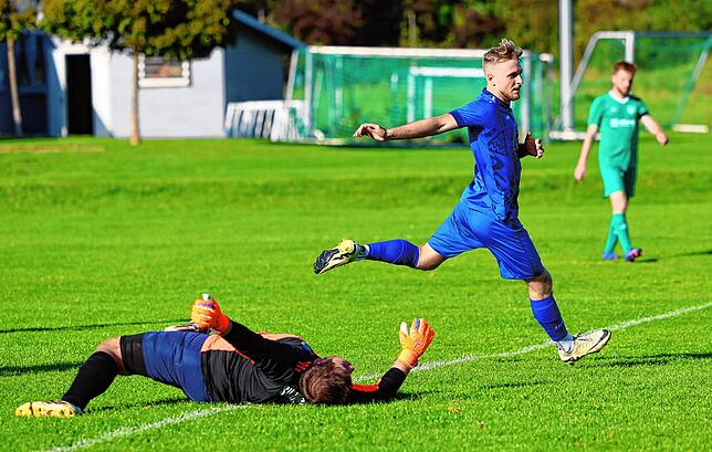 Bild 11: Unsere große Bildergalerie vom Kreisliga-Spitzenspiel zwischen dem SV Riedheim und Italiana Singen
