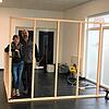 Margot und Wolfgang Kammerlander sind im neuen Gebäude der Tafel Stockach fleißig am Renovieren. Der Raumteiler, hinter dem sich bald ...