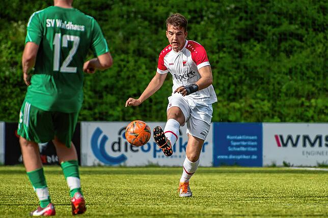 Bild 21: SV Waldhaus gewinnt bei der SG Weilheim/Gurtweil mit 2:1 &ndash; wir haben Bilder!