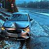 Auch in der Schweiz krachte es bei winterlichen Verhältnissen &ndash; wie hier zwischen Schaffhausen und Thayngen. Dieses Auto eines ...
