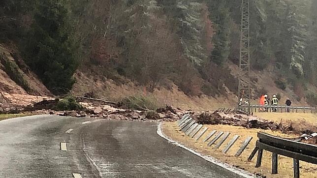 Ein Erdrutsch hat am Montagmittag die L&nbsp;149 zwischen St. Blasien und Menzenschwander Brücke blockiert.