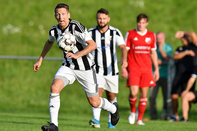 Bild 13: SV 08 Laufenburg kassiert mit 1:3 die erste Saisonniederlage beim SV Au-Wittnau &ndash; und wir haben die Bilder!