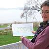 LGS-Geschäftsführerin Edith Heppeler blickt vom Balkon des "Haus des Gastes" in den Kurpark, wo für die Gartenschau die Villengärten ...
