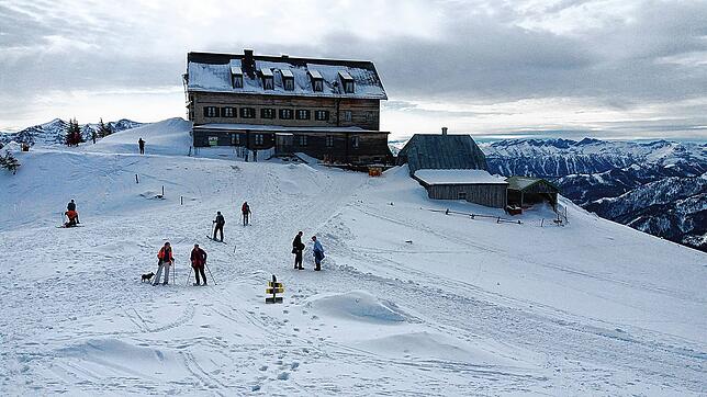Das Rotwandhaus bietet eine herrliche Aussicht &ndash; und hohe Preise.