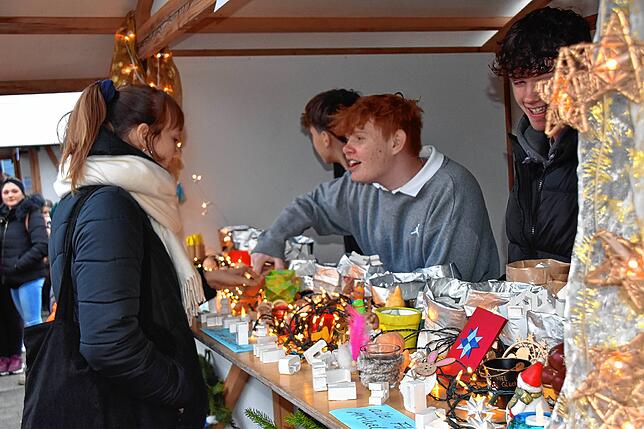 Bild 14: Martinsmarkt der Eigeltinger Schule