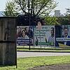 Plakate, soweit das Auge reicht: Vor allem an der Bundesstraße innerhalb Bad Säckingens sind die Plakatwände heiß begehrt.