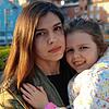 Sie mussten ihren Mann, beziehungsweise ihren Papa, in der Ukraine zurücklassen: Die 32-jährige Anna aus Charkiw und ihre fünfjährige ...