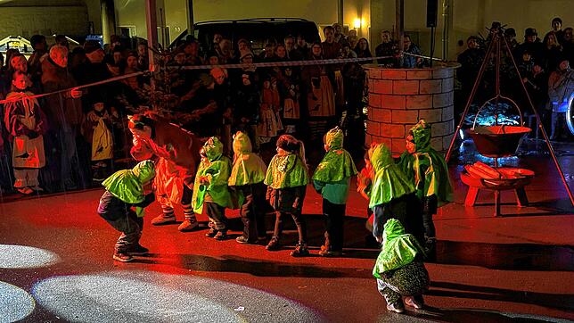 Bild 25: Hexenerweckung der Brunnisach-Hexen