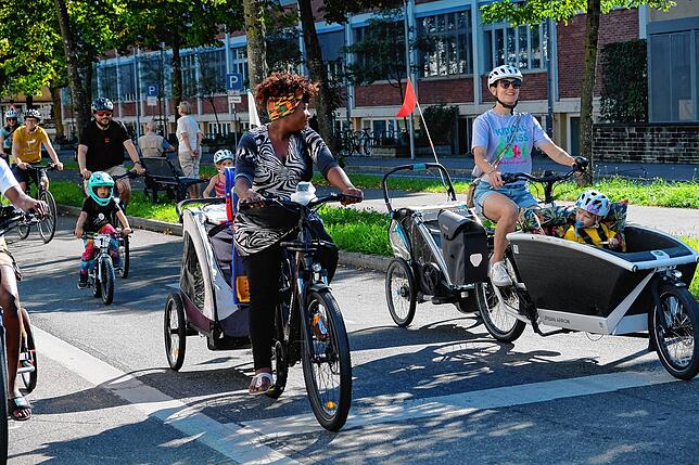 Bild 8: Bilder von der Fahrraddemo in Friedrichshafen