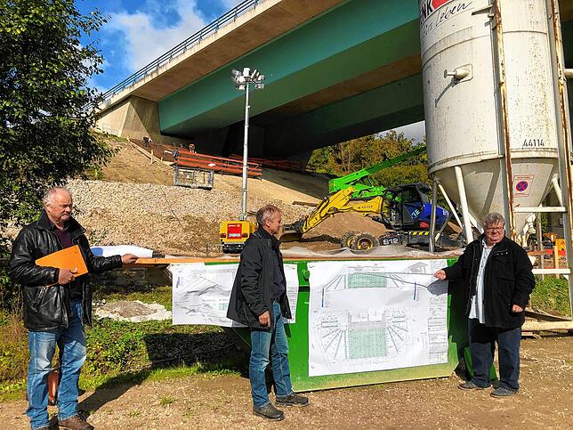 Bild 1: Die A 98 zwischen Lörrach-Ost und Rheinfelden-Mitte bleibt weiterhin halbseitig gesperrt