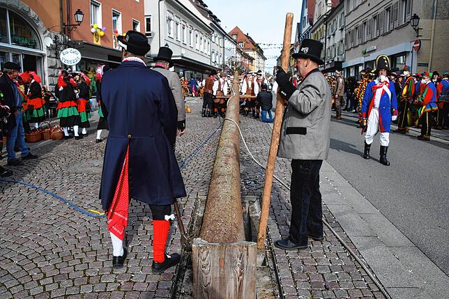 Bild 19: Bilder vom Narrenbaum-Setzen in Stockach Teil 1