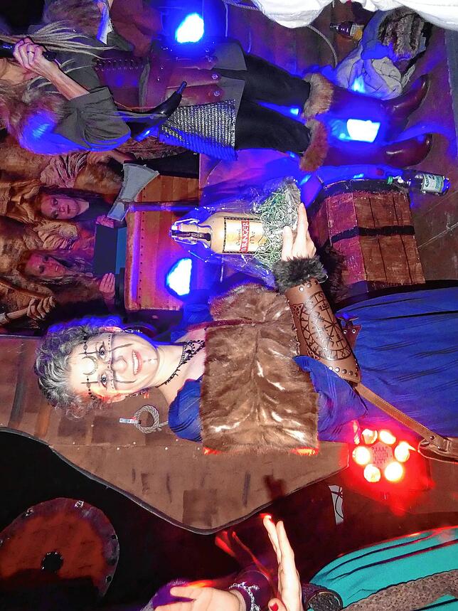 Bild 23: Wiiberfasnacht in Altenburg: So feiert die Stadt ausgelassen und bunt!