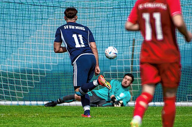 Bild 29: FC Schlüchttal gewinnt Spitzenspiel gegen SV Blau-Weiß Murg mit 2:1 &ndash; und wir haben Bilder!