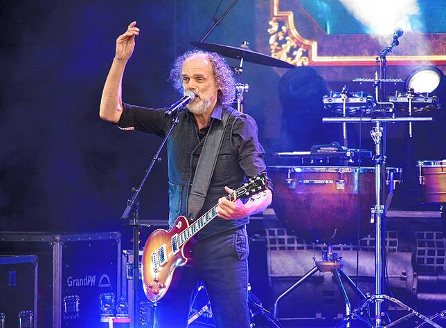 Bild 5: Santiano rocken auf dem Schlossplatz (Teil 1)