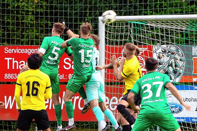 Bild 12: TSV Aach-Linz besiegt im Spitzenspiel den FC Öhningen-Gaienhofen mit 2:1. Die besten Bilder!
