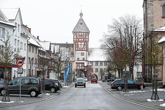 Bräunlingens Hauptstraße ist am Samstag nicht mehr oder weniger frequentiert, als in normalen Zeiten. Fahrzeugschlangen aufgrund ...