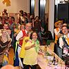 Beim Bobfahrerlied kamen die Gäste beim Zunftball des Narrenvereins Durbestecher in Schwung.