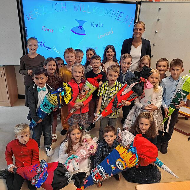 Die Klasse 1/2a der Grundschule Obereschach, Außenstelle Weilersbach mit Klassenlehrerin Miriam Senk.