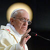 Papst Franziskus während einer Heiligen Messe.