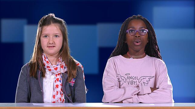 Mareile Dufner(links) und Benedicte Benedicte Basiswa moderieren den Beitrag „Donau aktuell“.
