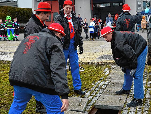 Bild 17: Die schönsten Bilder vom Rathaussturm in Riedheim &ndash; Teil 4