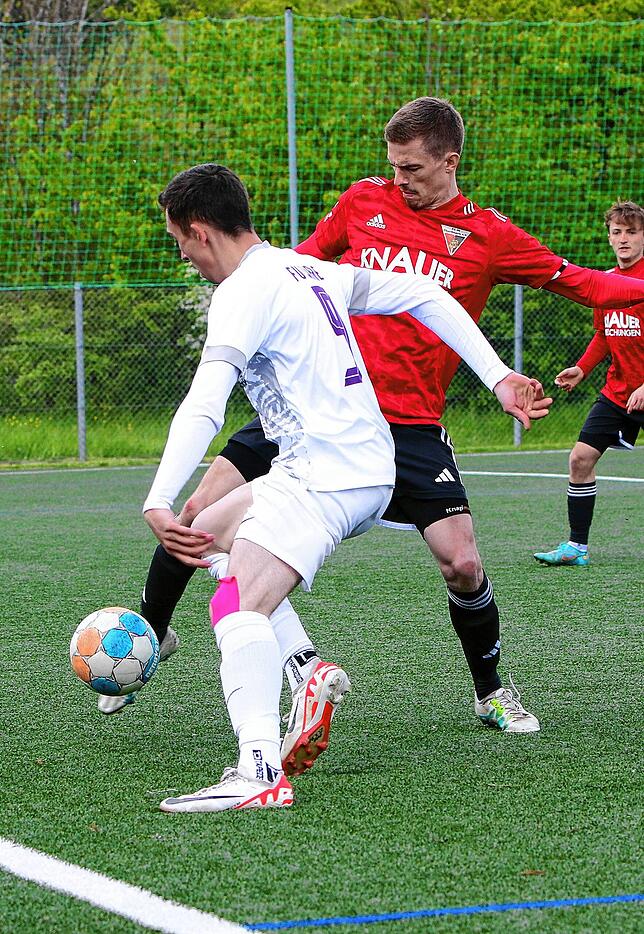 Bild 8: Bildergalerie vom Landesligaduell zwischen FC Überlingen und FV Walbertsweiler-Rengetsweiler