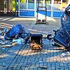 So sieht es einen Tag nach dem Brand der Mülltonnen am Montagabend an der Kasimir-Walchner-Schule in Pfullendorf aus. Die Stadt reagiert ...