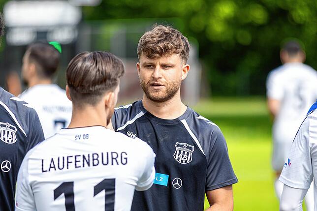 Bild 2: SV 08 Laufenburg deklassiert FV Lörrach-Brombach mit 6:1 – und wir haben Fotos!