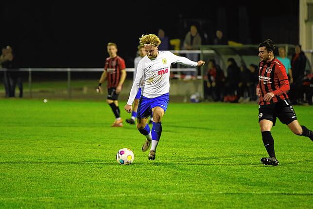 Bild 19: Unsere Bildergalerie der Landesliga-Partie zwischen dem FC Singen 04 und dem FC Königsfeld