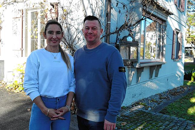 Neue Pächter für den Gasthof „Die Post“ plus Saal in Oberteuringen: Hülya und Andreas Dold haben die Traditionsgaststätte ...