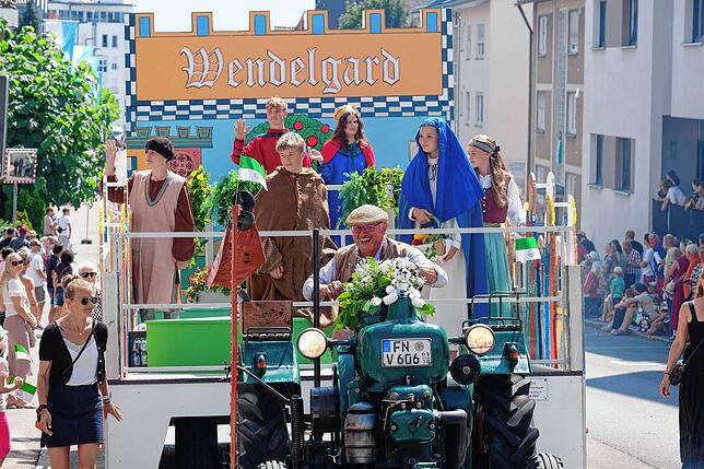 Bild 15: Hier sind die schönsten Bilder vom Seehasen-Jubiläumsfestzug