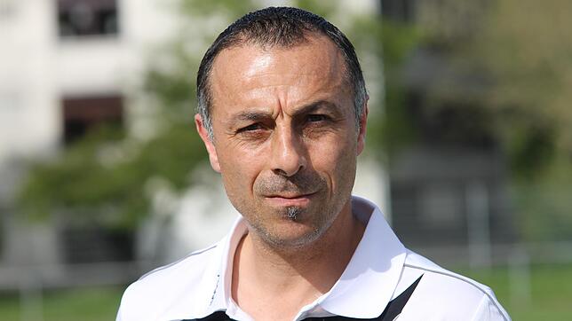 Aus nach neun Monaten: Enzo Minardi, der im vergangenen Sommer für den langjährigen Trainer Ralf Moser zum FV Lörrach-Brombach kam, ...