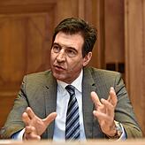 „Die Zeit ist notwendig, dass alle verstehen, wie die Kalkulation stattgefunden hat.“Erik Pauly, Oberbürgermeister
