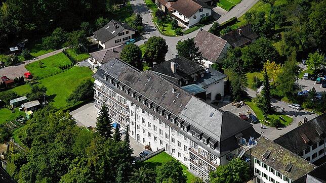 Das drohende Aus für das Krankenhaus Loreto in Stühlingen wollen auch Bürgermeister Burger und der Freundeskreis Loreto verhindern.