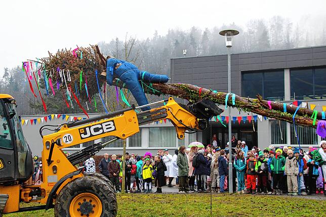 Bild 4: Schmutziger Donnerstag in Eggingen: Die schönsten Bilder vom Fasnachtstreiben
