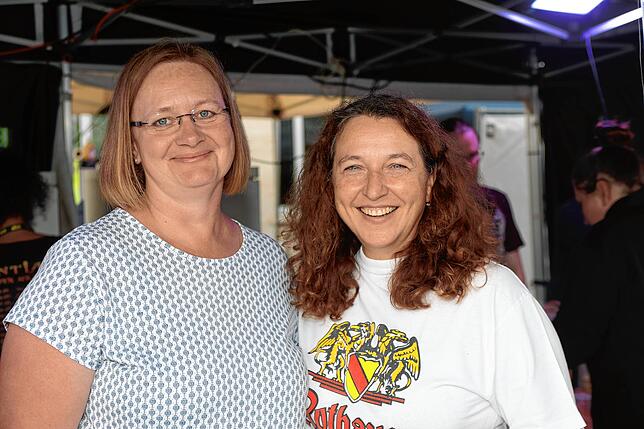 Bild 6: Trotz Regen gute Stimmung auf dem Hohentwielfestival- hier gibt‘s die schönsten Fotos