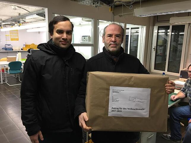Dickes Paket mit vielen Ideen: Im Januar reichten Levin (links) und Heinrich Stracke ihre Bewerbung für die Ausrichtung des ...