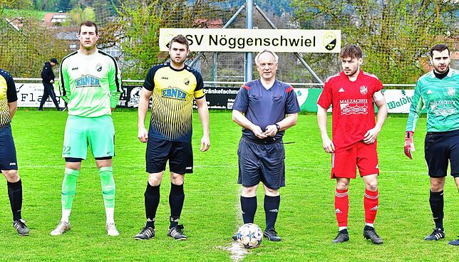 Bild 3: SV Nöggenschwiel besiegt den FC Dachsberg mit 8:1 – und wir haben Fotos!