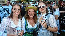 Bild : Volks Rock&lsquo;n&lsquo;Roll-Party im Salemer Schlosspark