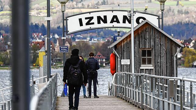Noch sieht es am Hafen in Iznang winterlich aus, doch schon bald kommen wieder zahlreiche Urlauber auf die Höri. Unter der Woche können ...