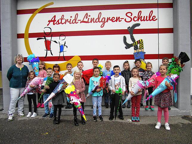 Die Klasse 1b der Astrid-Lindgren-Schule Dauchingen mit Klassenlehrerin Almut von Kutzleben.