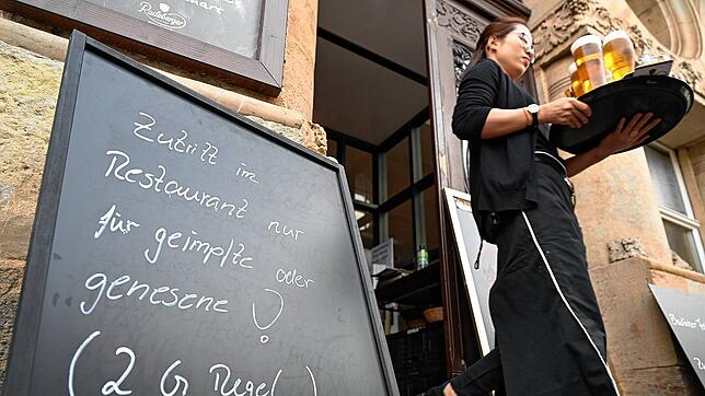 Das 2G-Optionsmodell ermöglicht es Gastronomen und Veranstaltern, ihren Kunden mehr Freiheit zu bieten, indem sie nicht getesteten oder ...