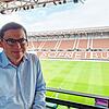 Der Chef im Schmuckstück: Vorstand Oliver Leki hat seinen Arbeitsplatz beim SC Freiburg im Europa Park-Stadion. Bild: Mittmann