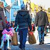 Die Singener Innenstadt wird wieder belebter. Viele Menschen kamen am Samstag zum Einkaufen. Nach dem Wegfall der 3G-Regel berichten ...