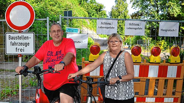 Ralf Schaltmann und Cordula Heesen sind frustriert. Sie wollten in ihrem Urlaub mit dem Rad um den Bodensee fahren. Doch bei der ...