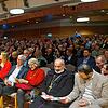 Etwa 600 Gäste kommen zum Neujahrsempfang in die Pfullendorfer Stadthalle, um sich die Reden anzuhören und sich beim anschließenden ...