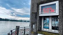Die Anzeige an der Imperia zeigt, leicht über dem offiziellen Wert, am Montagmorgen einen Pegel von 5,07 Metern an.