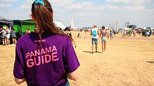Das Awarenessteam gibt es dieses Jahr als Erweiterung zum ersten Mal: An die Panama Guides können sich Festivalbesucher wenden, die sich ...