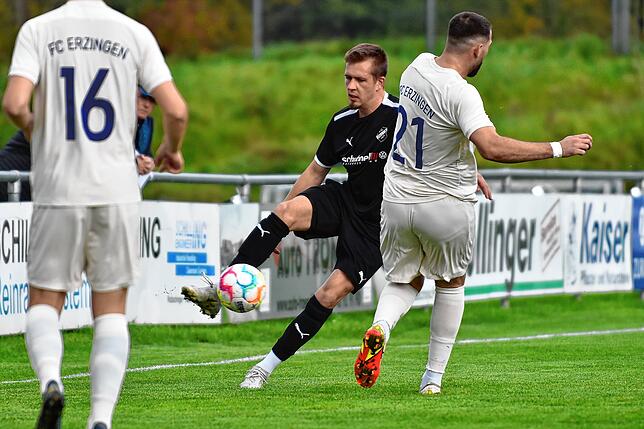 Bild 33: FC Erzingen gewinnt gegen den FC Zell mit 5:2 &ndash; und wir haben Bilder!